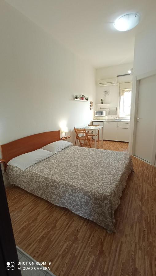 Fontanarossa Airport Apartment Catania Ngoại thất bức ảnh